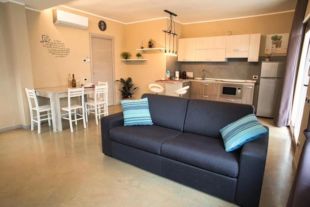 Vanda Luxury House Near Gardaland And Garda Lake Apartment Castelnuovo del Garda Italy
